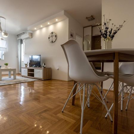 Apartmani Hemera Valjevo Buitenkant foto