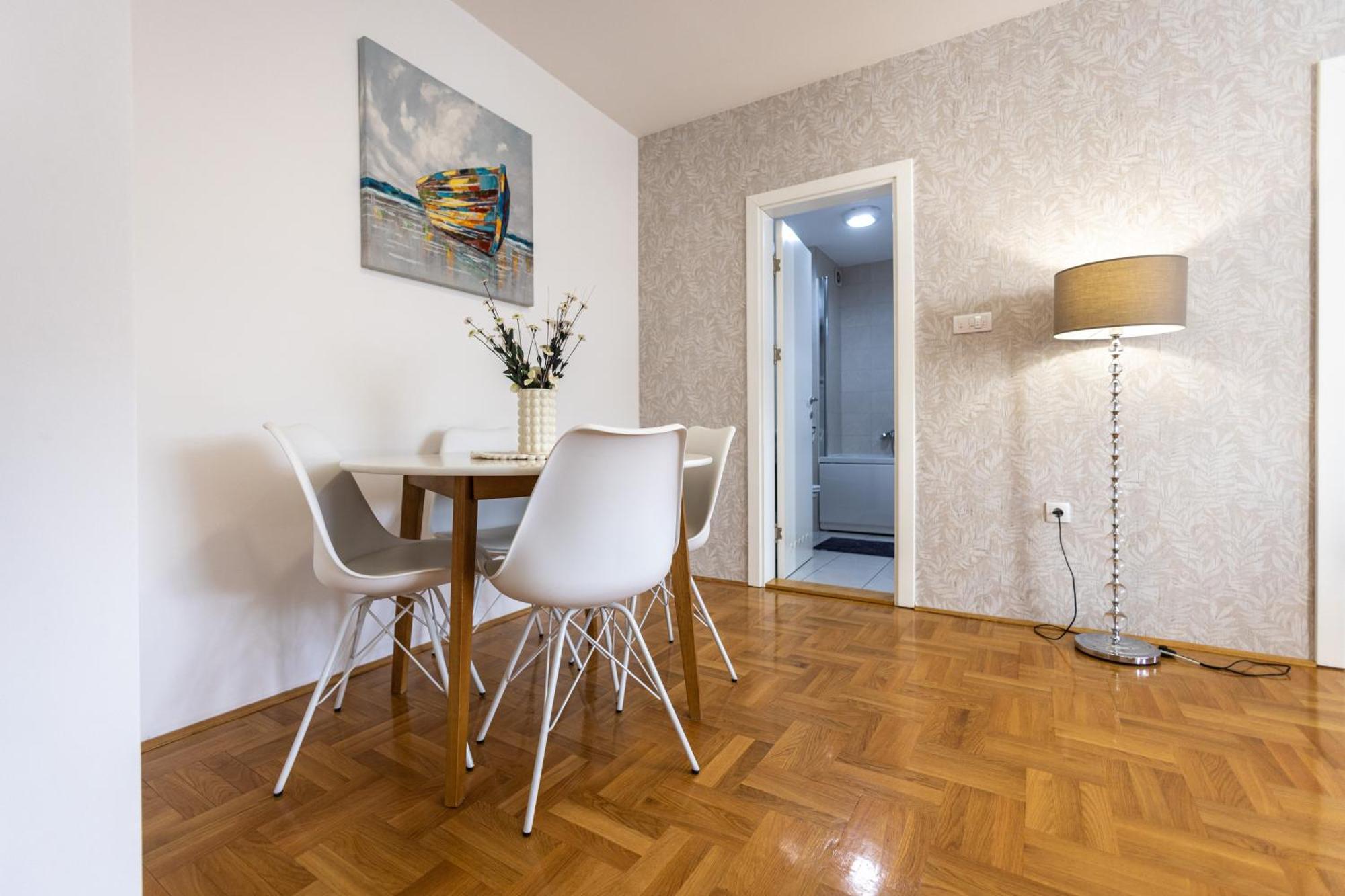 Apartmani Hemera Valjevo Buitenkant foto