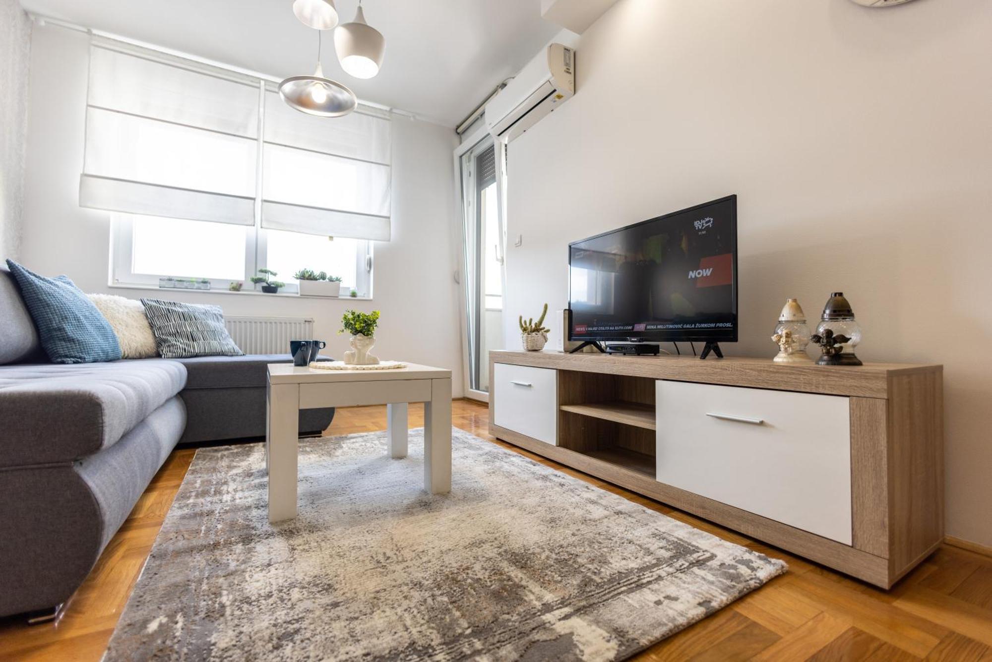 Apartmani Hemera Valjevo Buitenkant foto