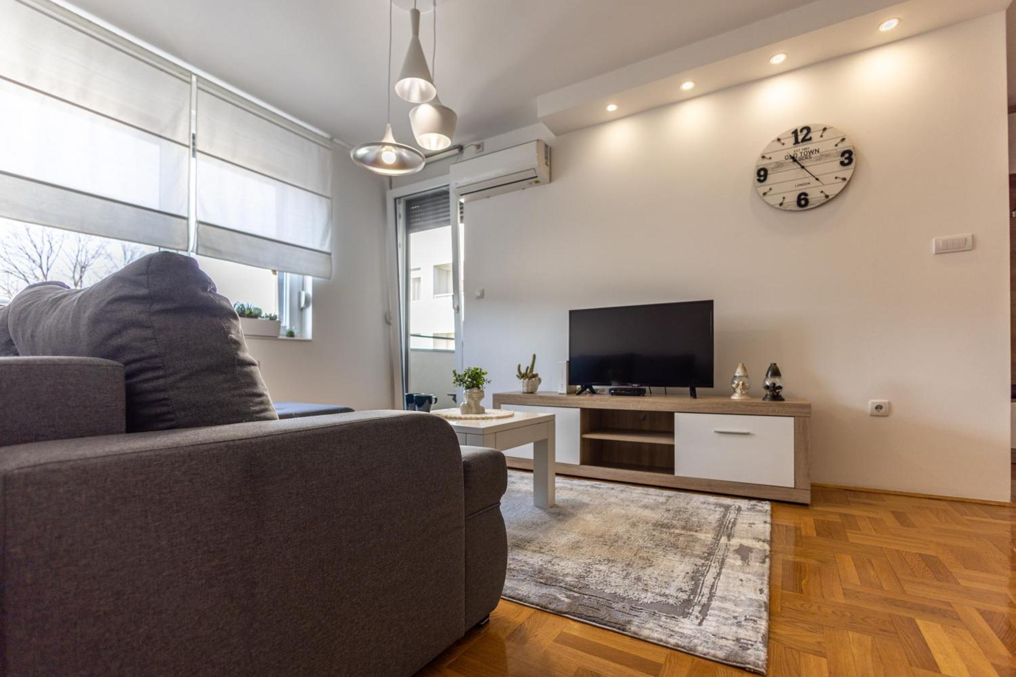 Apartmani Hemera Valjevo Buitenkant foto