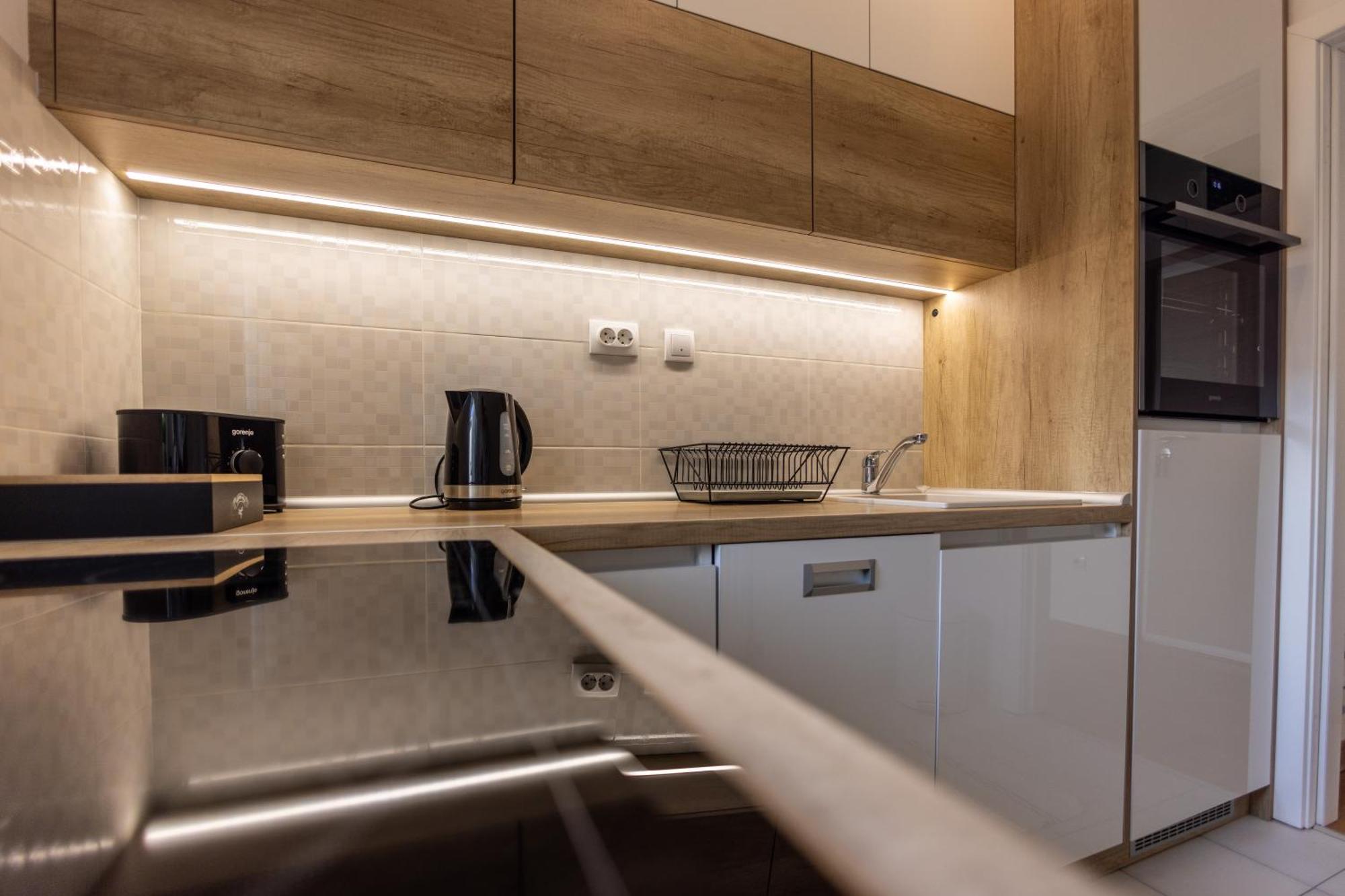 Apartmani Hemera Valjevo Buitenkant foto