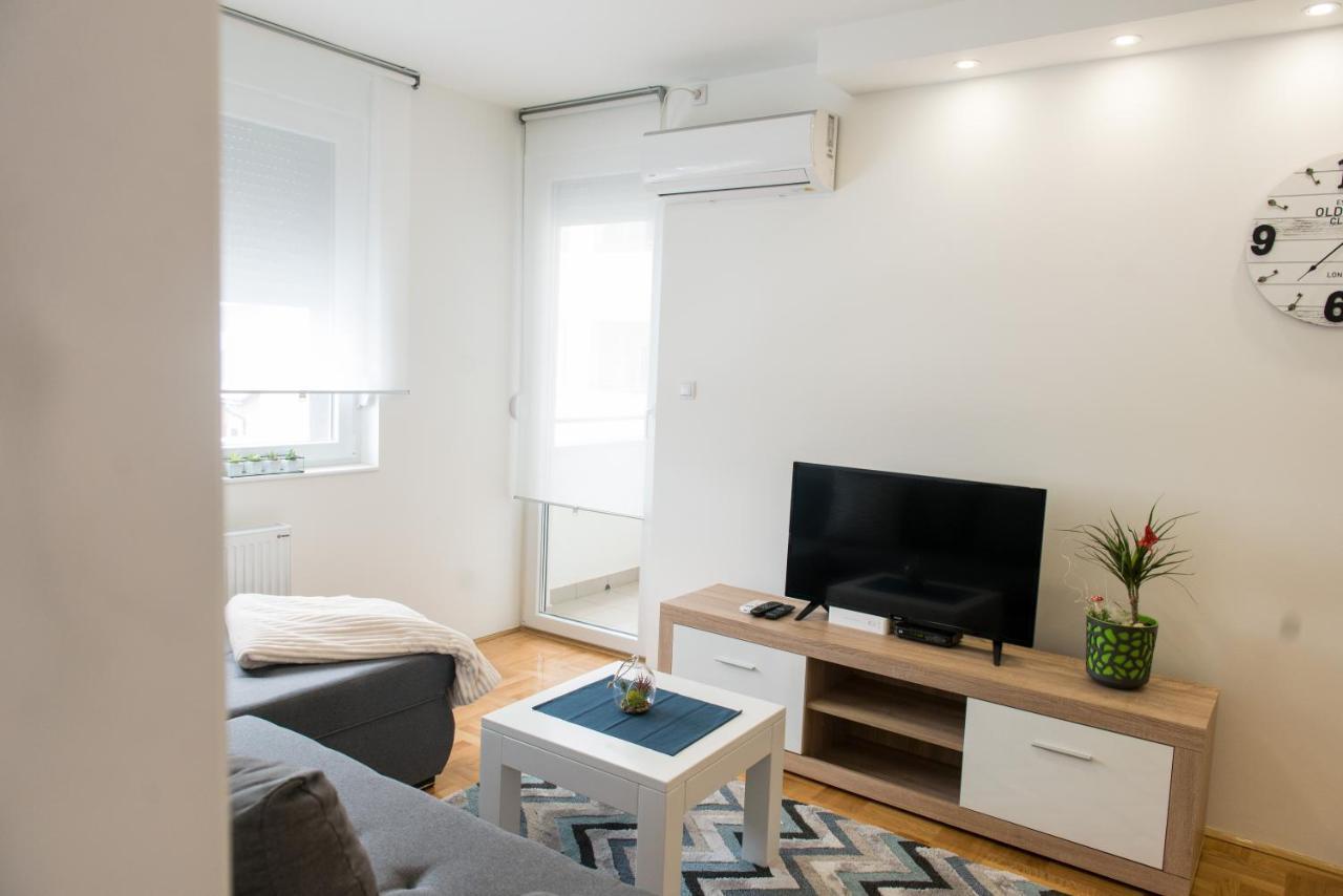 Apartmani Hemera Valjevo Buitenkant foto